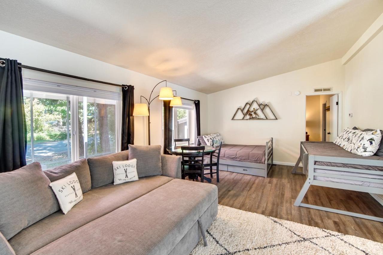Riverfront Home With Deck, Near Mount Rainier! Пакууд Екстериор снимка